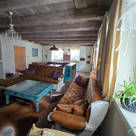 Lucia Holiday home *